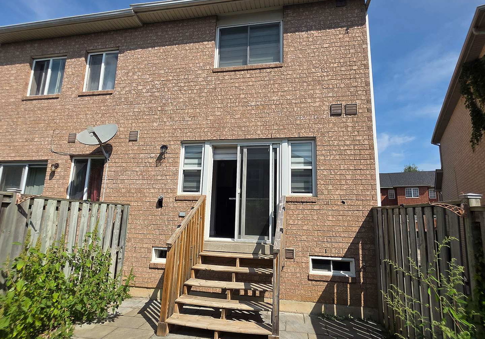 98-spadina-road-brampton-ontario-w12941394