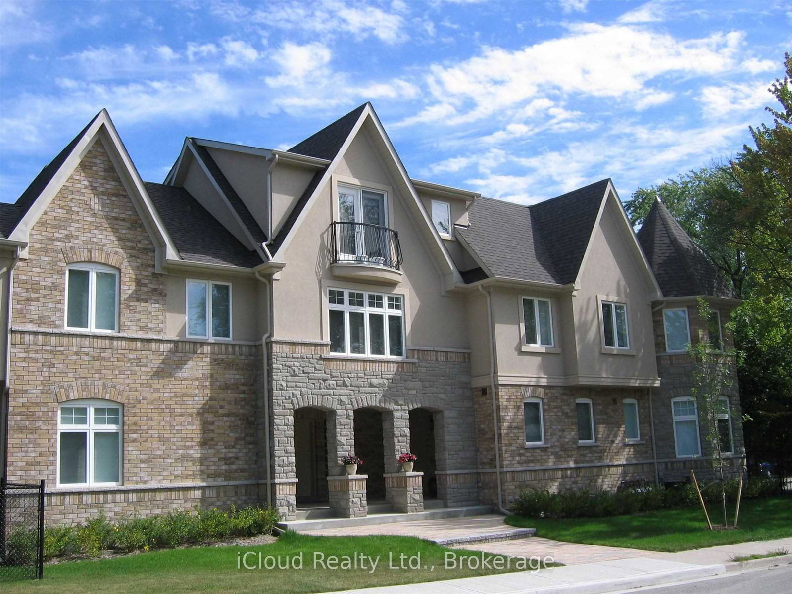 9-benson-avenue-mississauga-ontario-w12941462