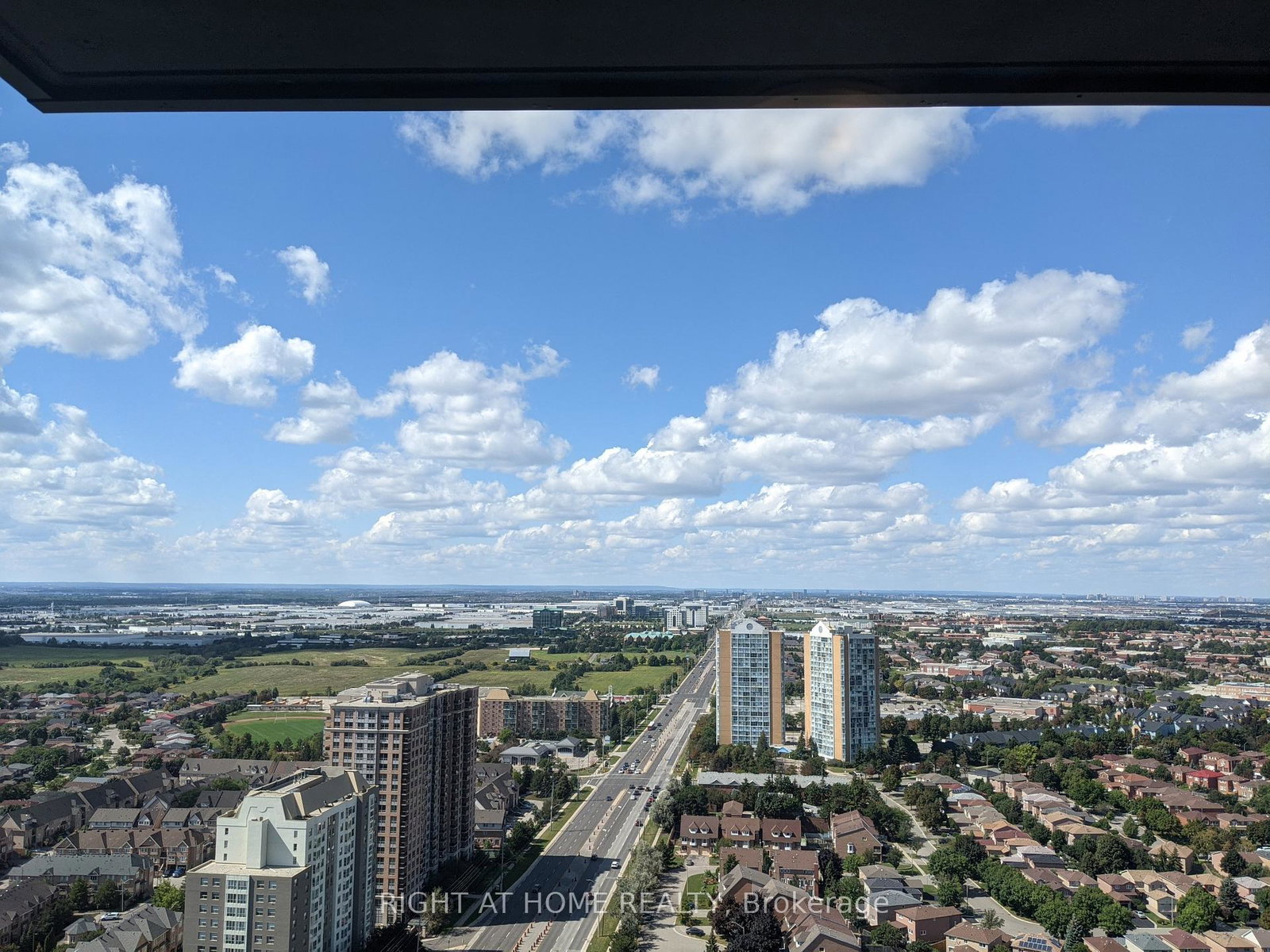 8-nahani-way-mississauga-ontario-w12941582