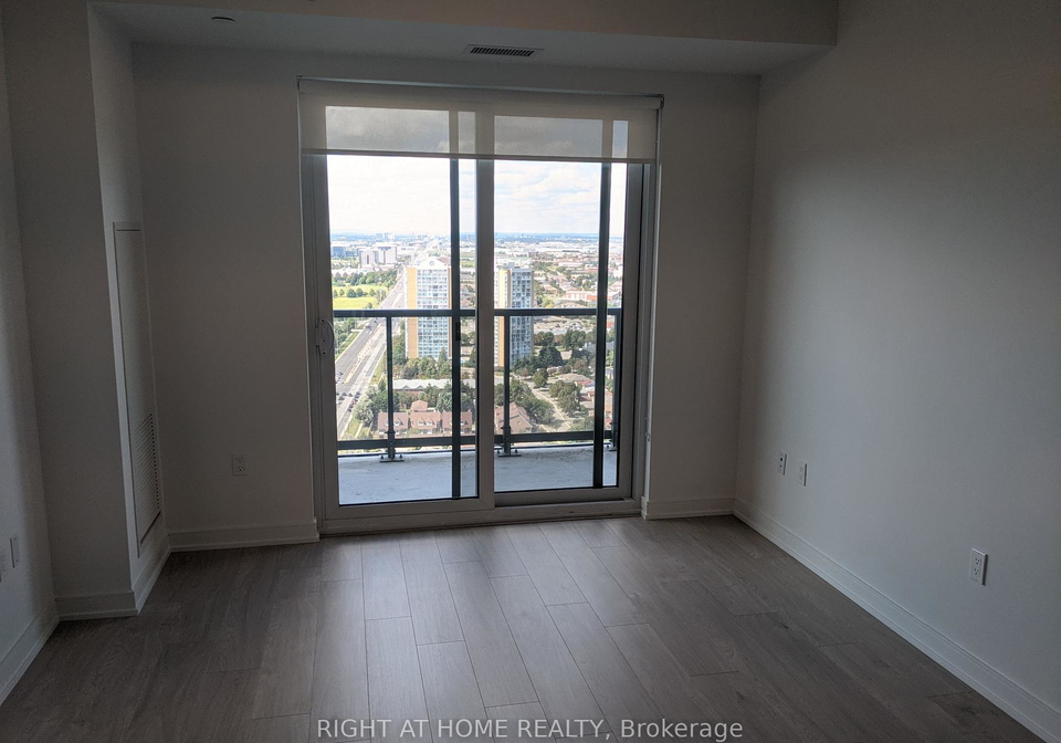 8-nahani-way-mississauga-ontario-w12941582