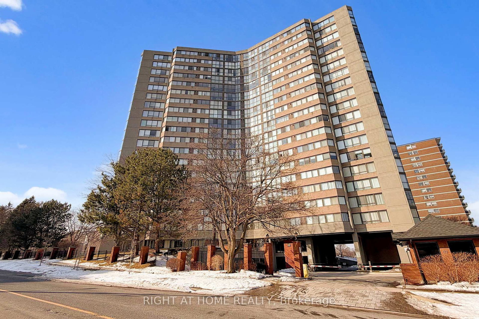 40-richview-road-etobicoke-ontario-w12942080