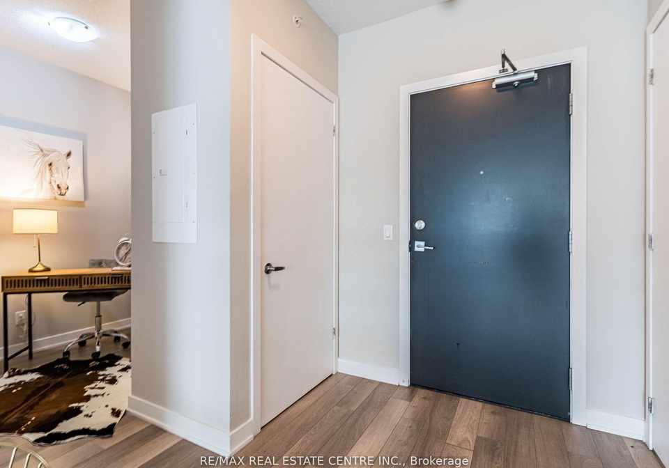 5240-dundas-street-burlington-ontario-w12942216