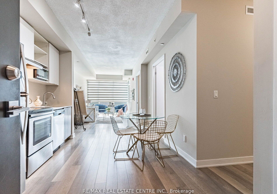 5240-dundas-street-burlington-ontario-w12942216