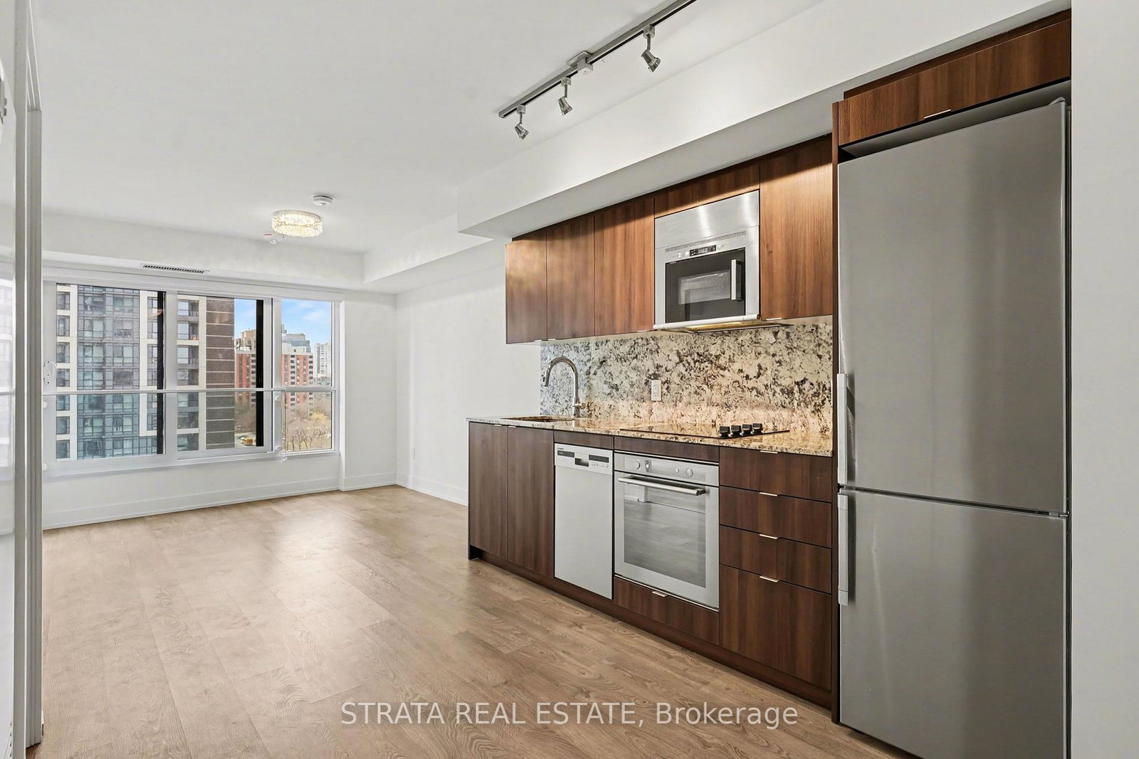 5-mabelle-avenue-etobicoke-ontario-w12942278