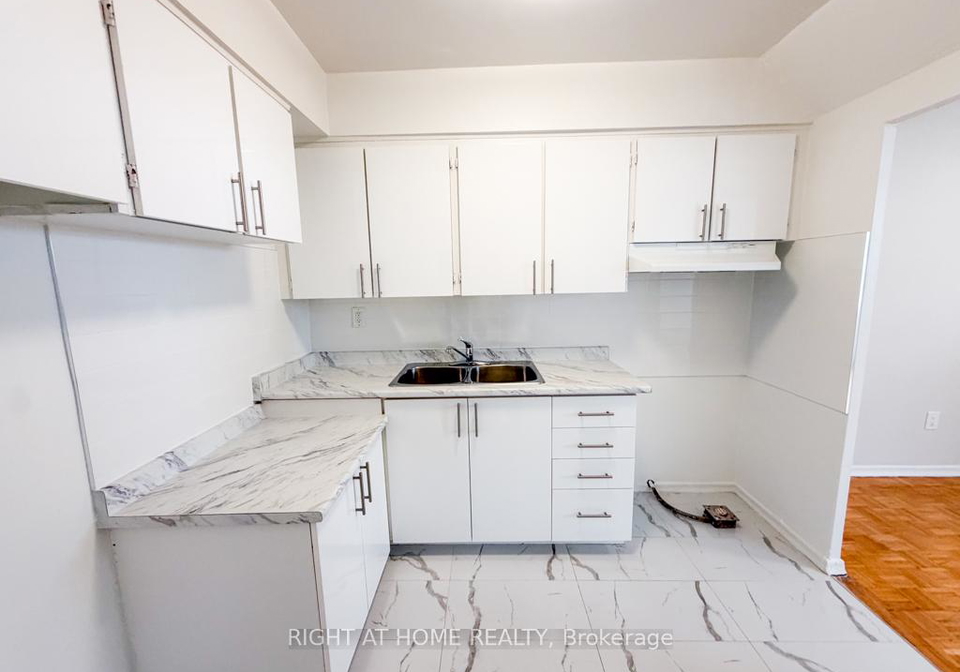 1442-lawrence-avenue-w-north-york-ontario-w12942318