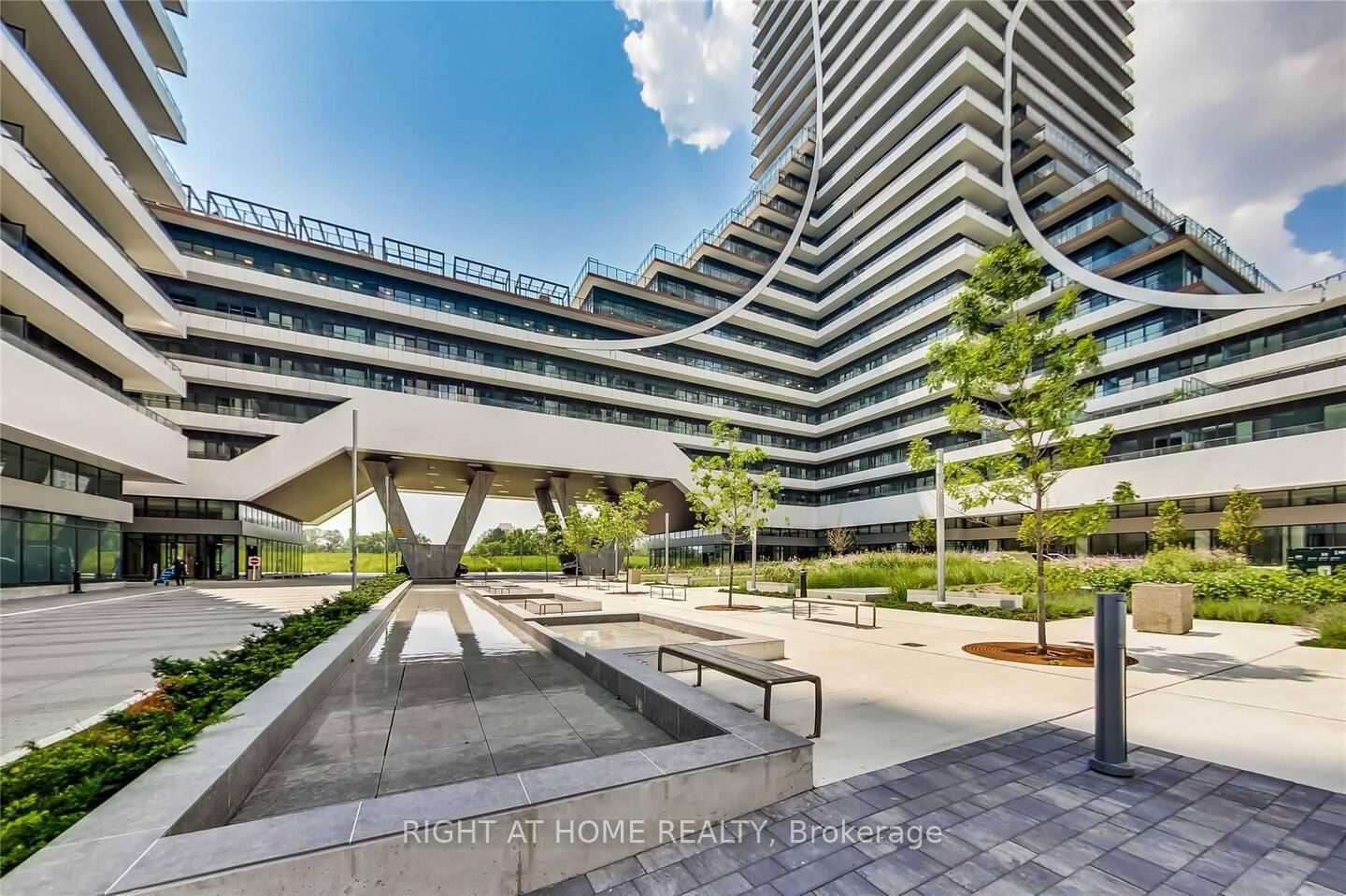 30-shore-breeze-drive-e-etobicoke-ontario-w12942364