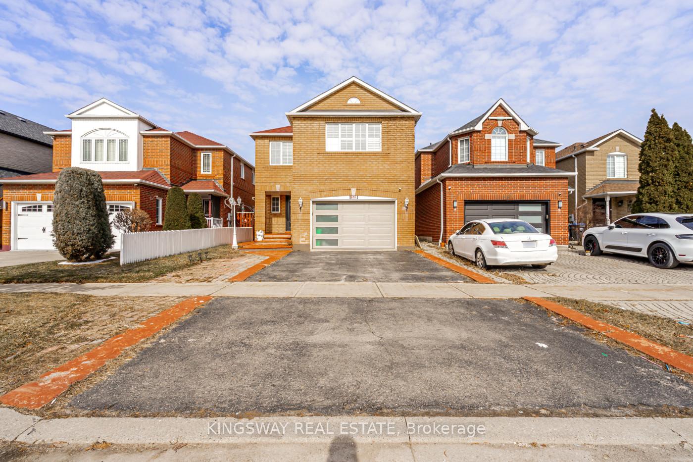 891-stonebridge-avenue-mississauga-ontario-w12942454