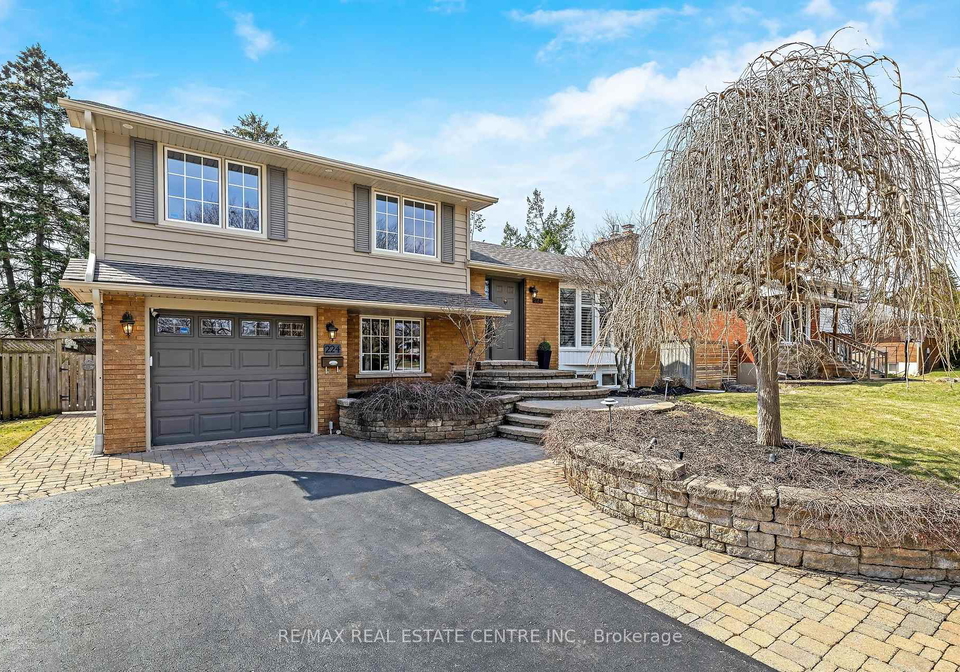 224-white-pines-drive-burlington-ontario-w12942786