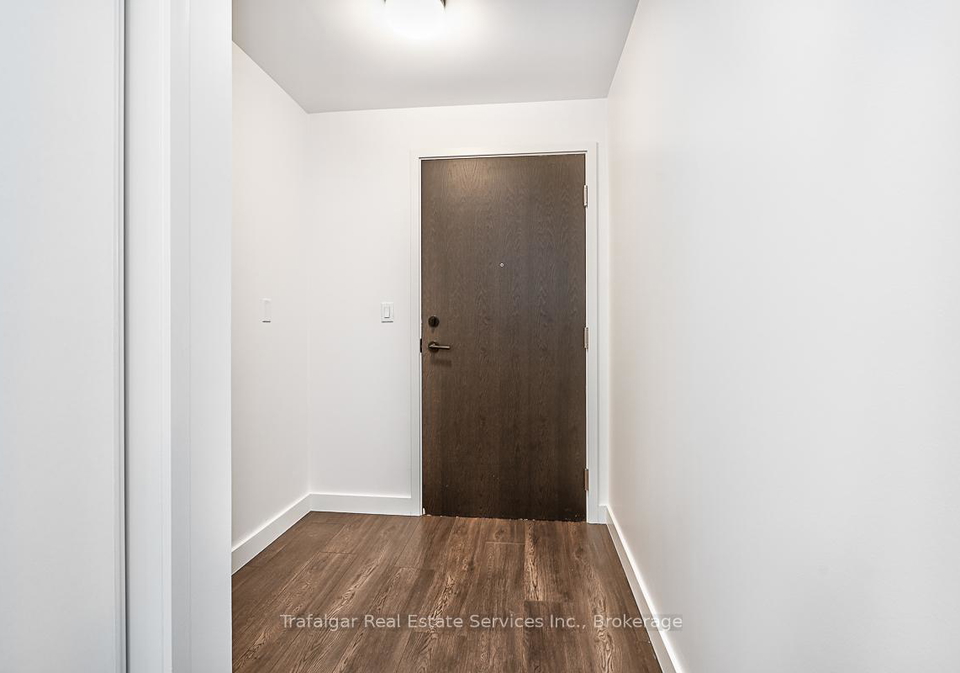 210-sabina-drive-oakville-ontario-w12942924