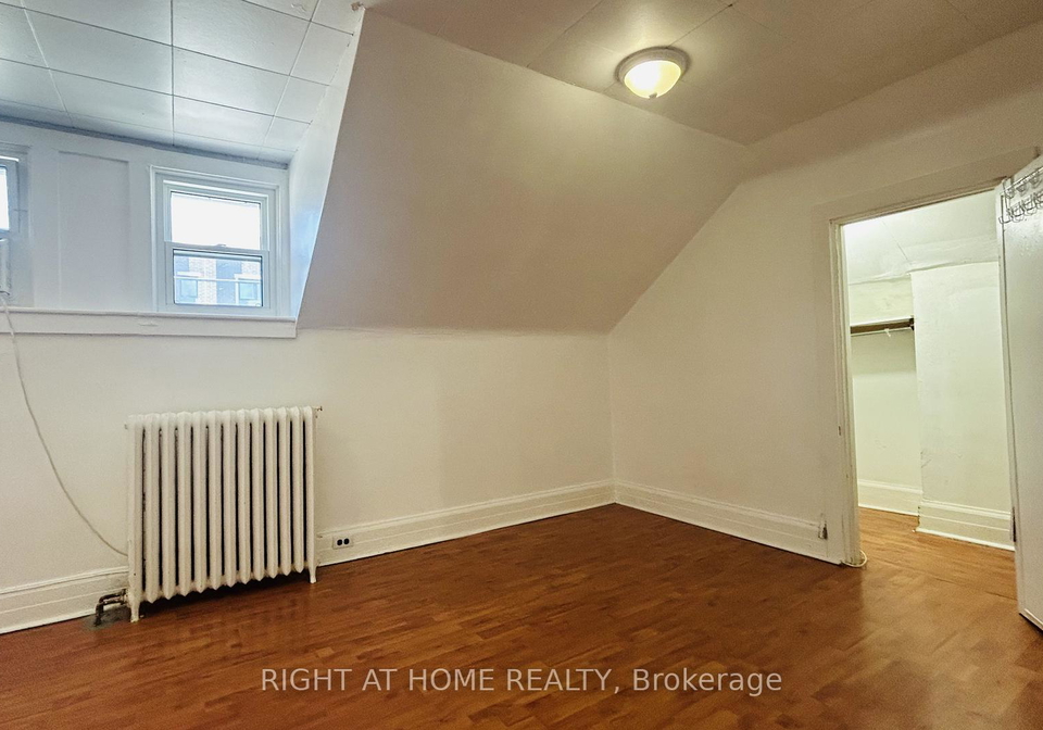60-long-branch-avenue-etobicoke-ontario-w12942926