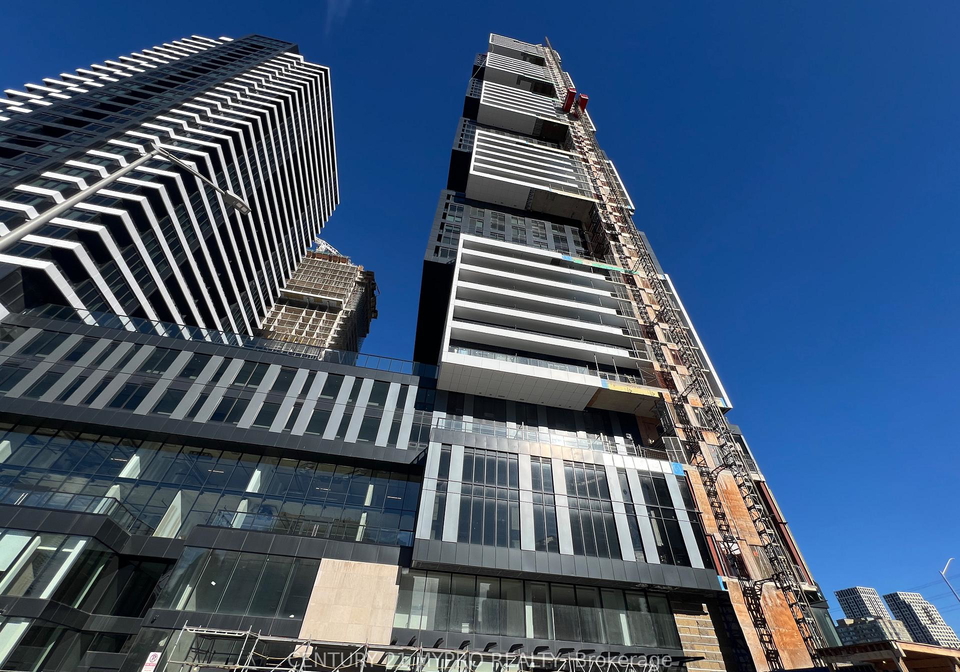 4015-the-exchange-mississauga-ontario-w12943062
