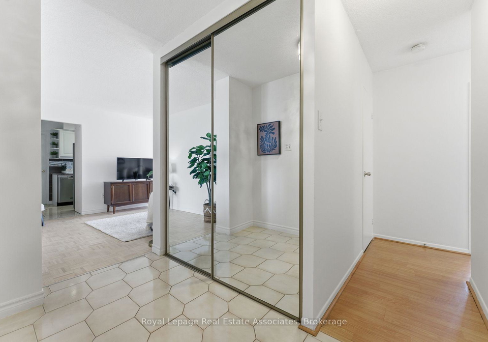 3170-kirwin-avenue-mississauga-ontario-w12943160