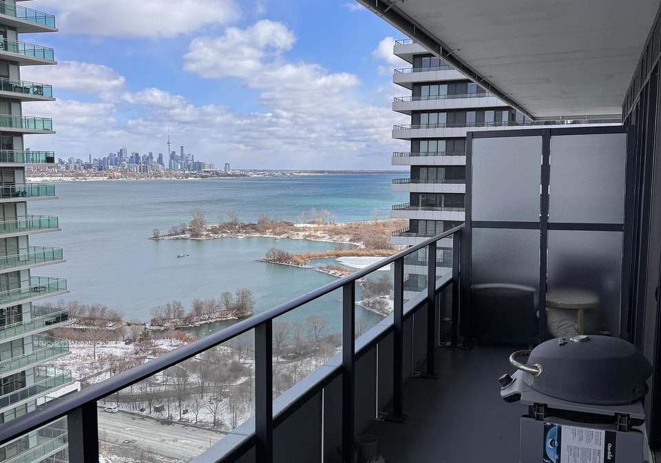 30-shorebreeze-drive-etobicoke-ontario-w12943182
