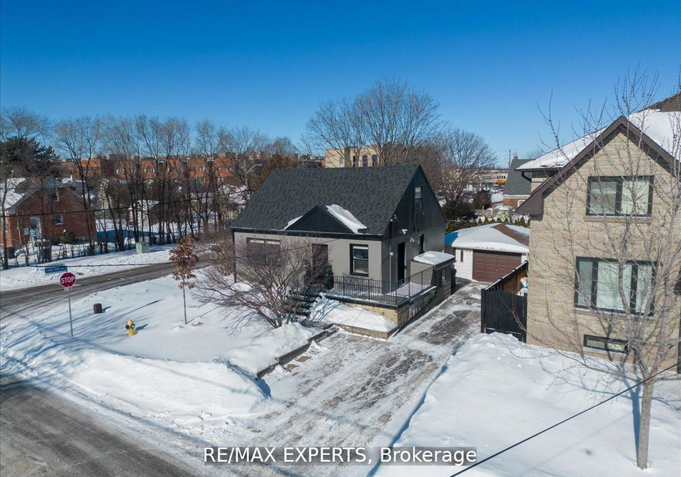 60-anthony-road-york-ontario-w12943186