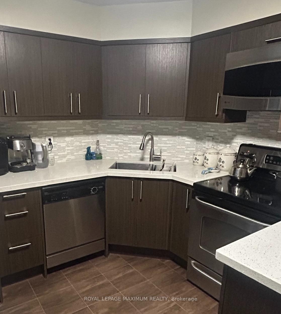 61-markbrook-lane-etobicoke-ontario-w12943278