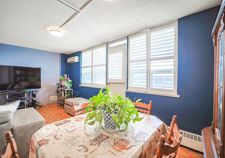 3460-keele-street-york-ontario-w12943352
