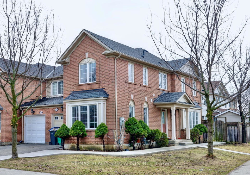 5-freedom-gate-brampton-ontario-w12943478