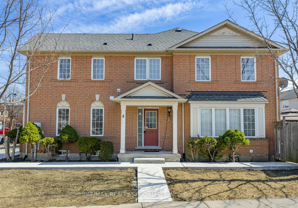 5-freedom-gate-brampton-ontario-w12943478