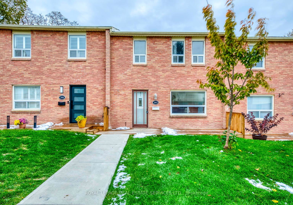 1055-shawnmarr-road-mississauga-ontario-w12943570