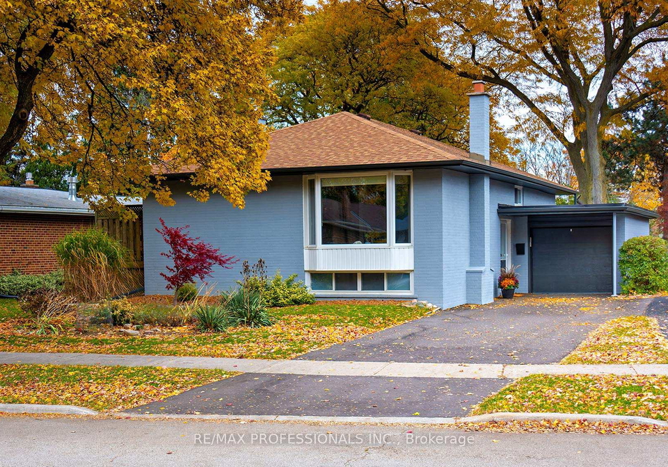 17-beaver-bend-crescent-etobicoke-ontario-w12944140