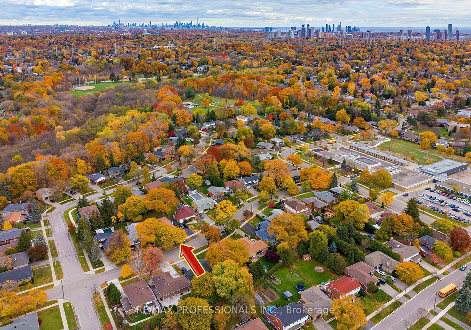 17-beaver-bend-crescent-etobicoke-ontario-w12944140