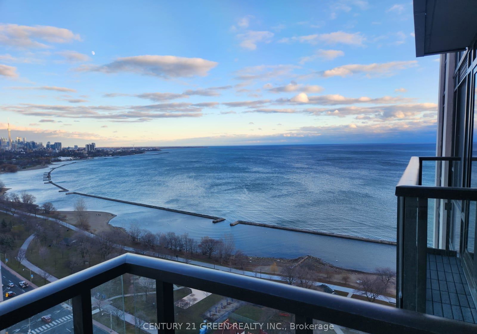 1926-lake-shore-boulevard-w-toronto-ontario-w12944306