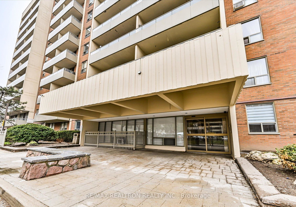 19-four-winds-drive-york-ontario-w12944478