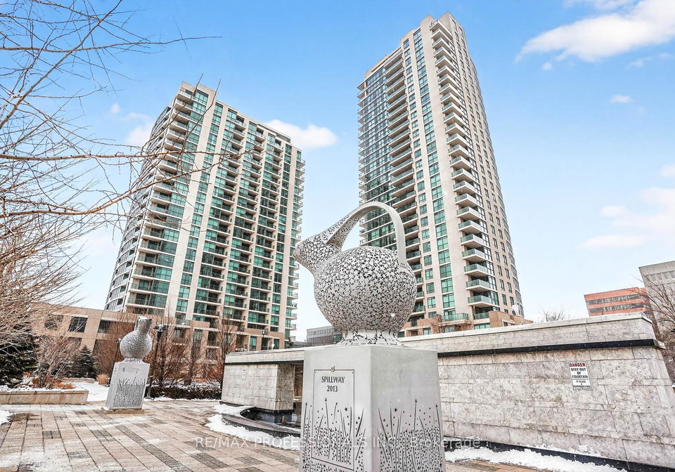 215-sherway-gardens-road-etobicoke-ontario-w12944582