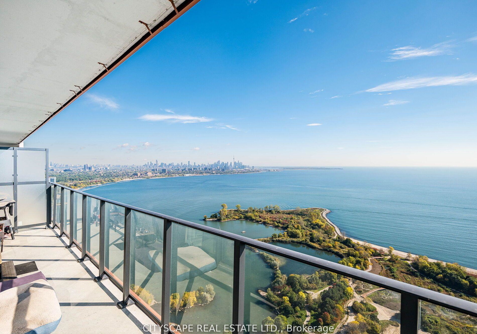 20-shore-breeze-drive-etobicoke-ontario-w12944608