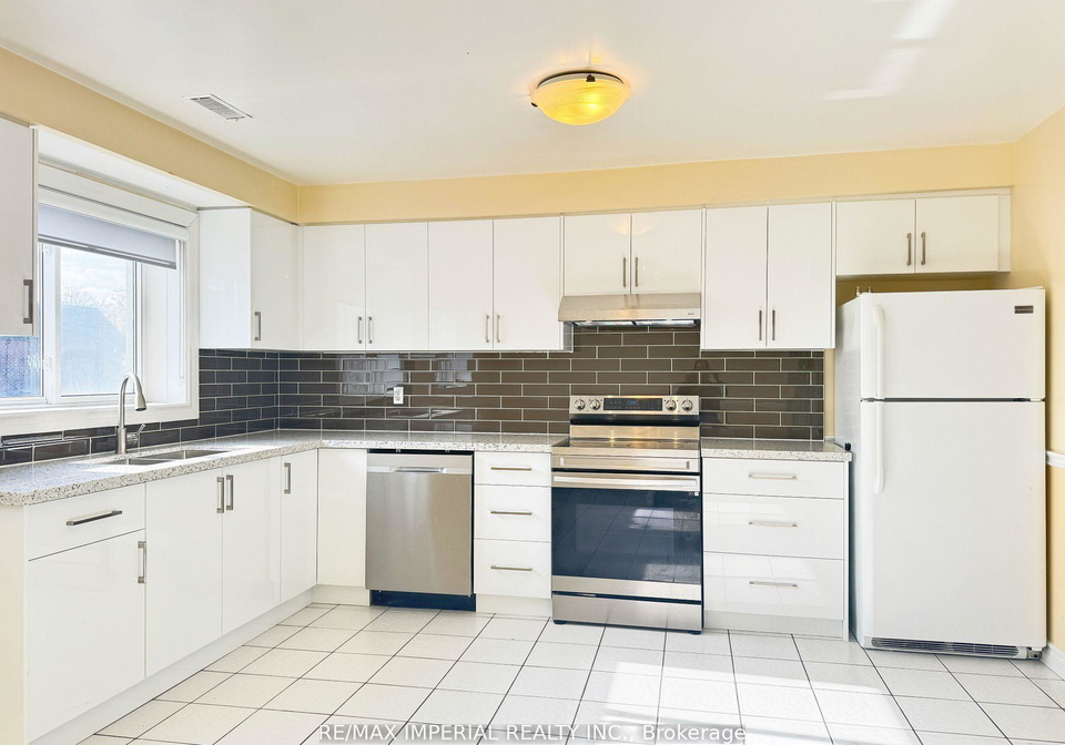 641a-the-queensway-etobicoke-ontario-w12944738