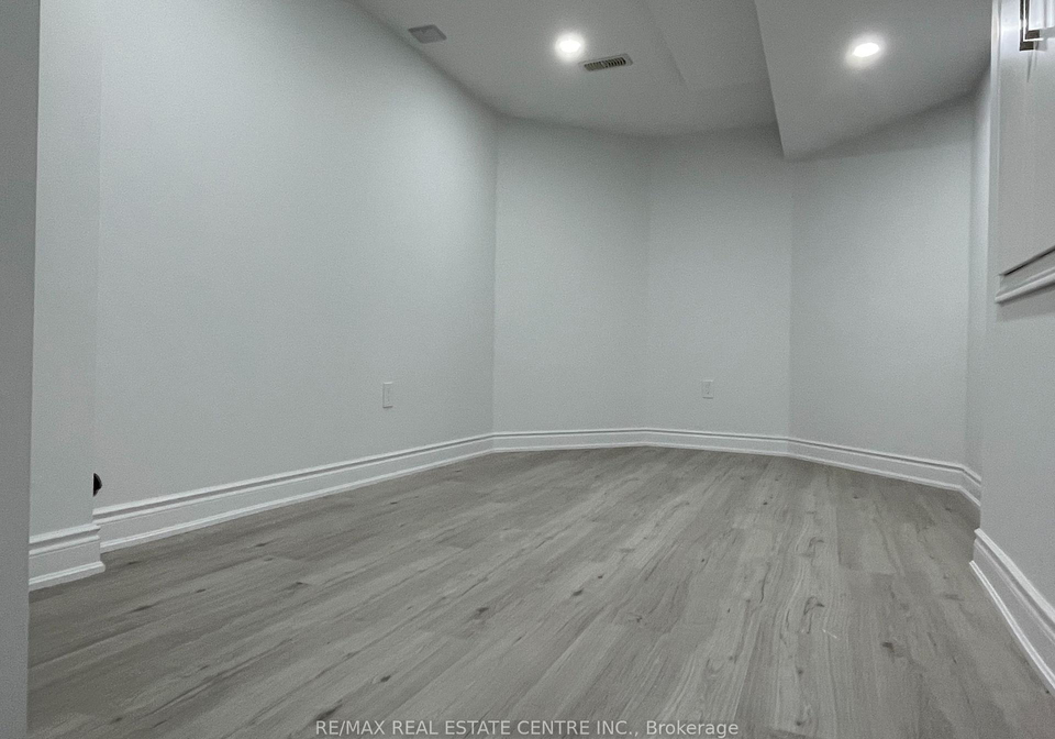 1-branigan-crescent-halton-hills-ontario-w12945084