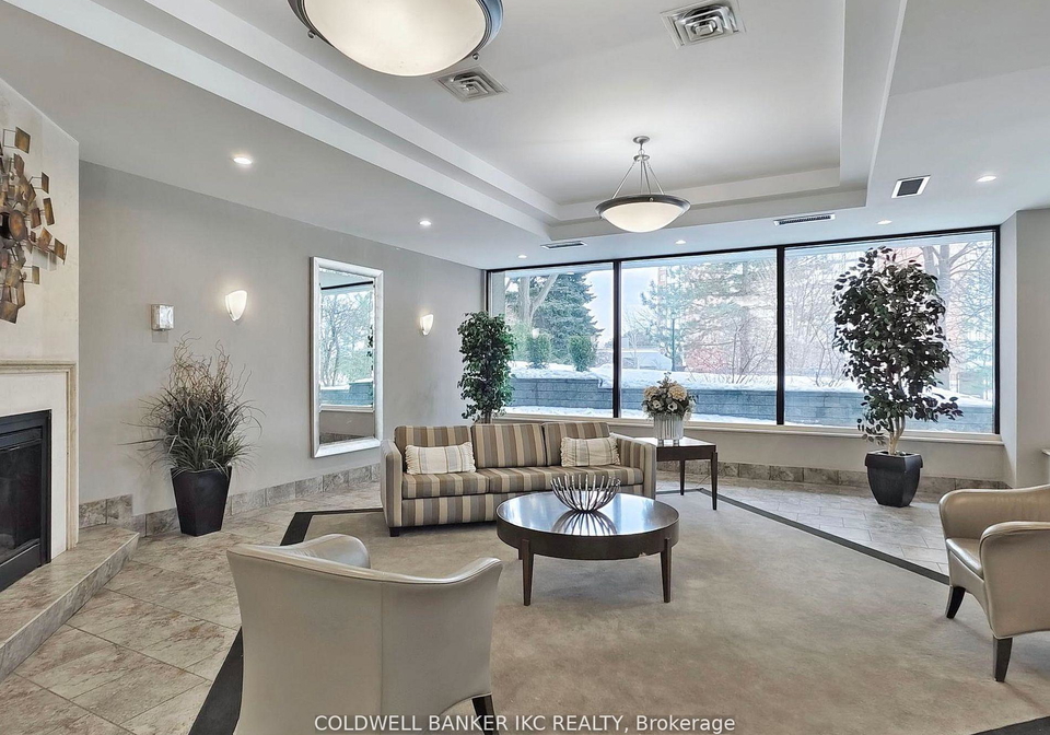 4235-sherwoodtowne-boulevard-mississauga-ontario-w12945512