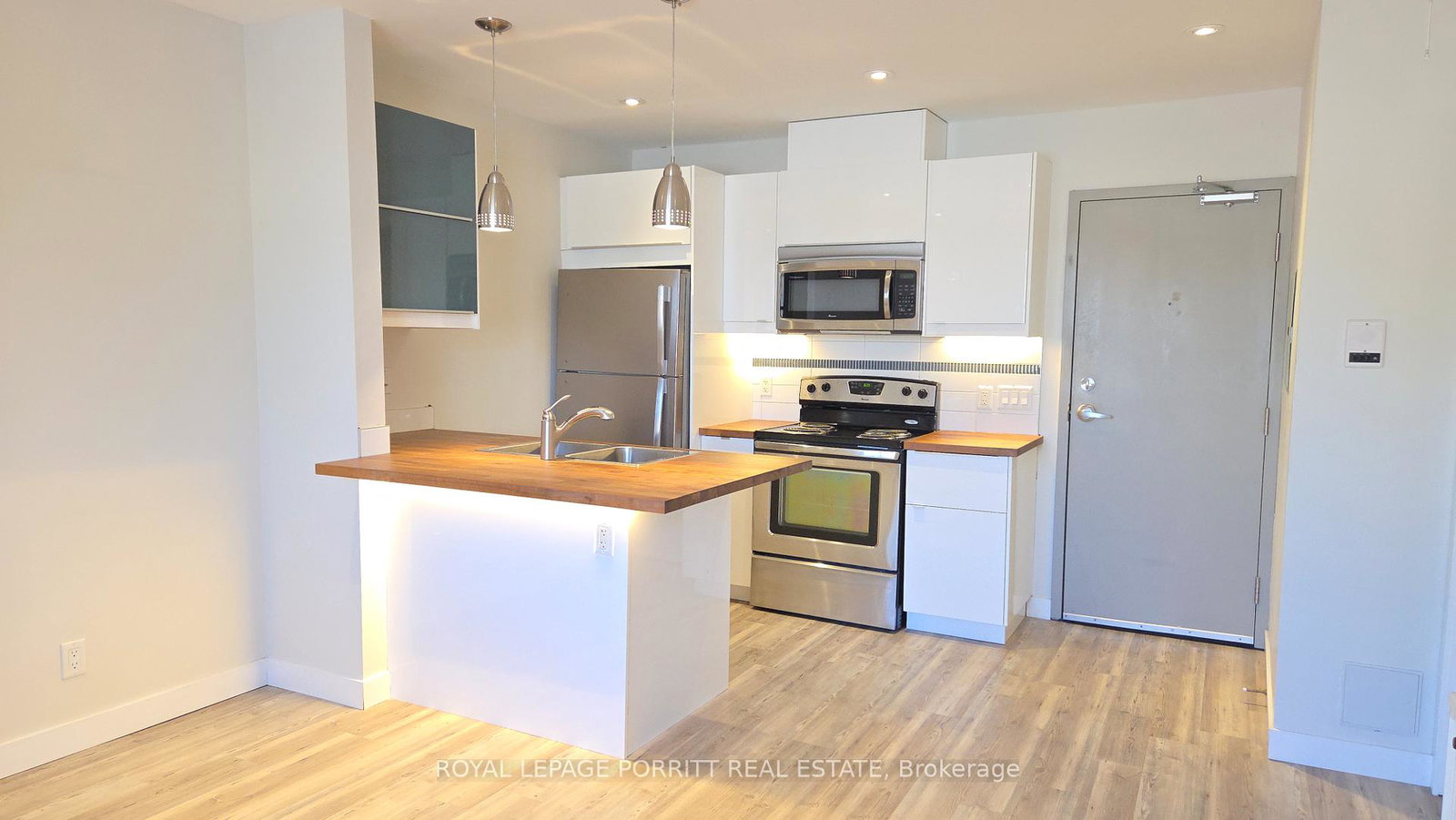 3411-lakeshore-boulevard-w-etobicoke-ontario-w12945600