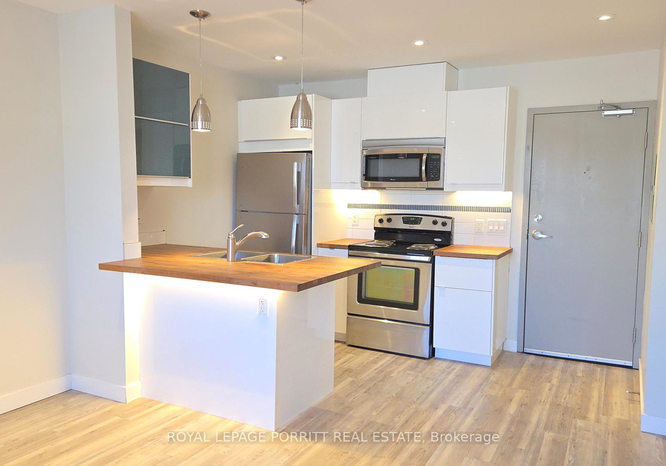 3411-lakeshore-boulevard-w-etobicoke-ontario-w12945600