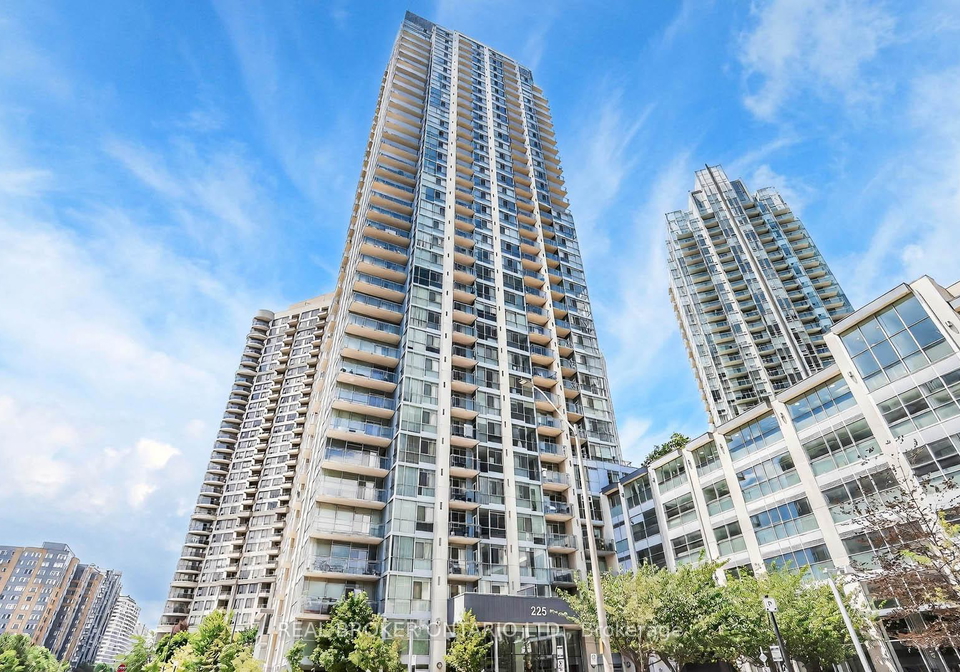225-webb-drive-mississauga-ontario-w12945654