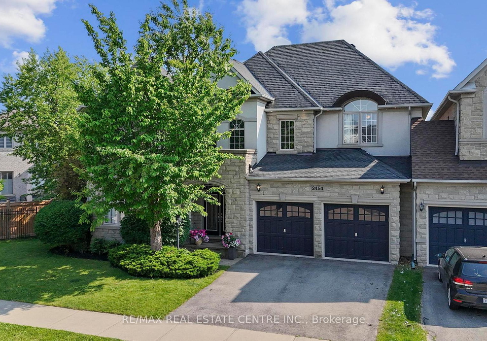 2454-springforest-drive-oakville-ontario-w12945754