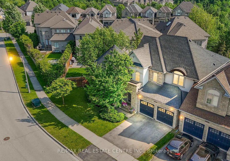2454-springforest-drive-oakville-ontario-w12945754