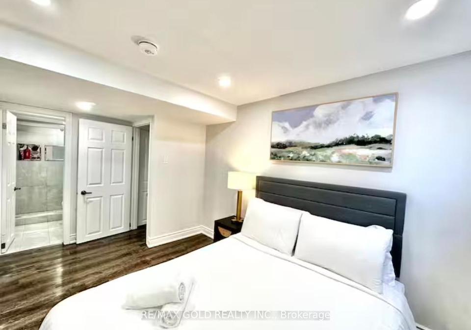 1749-wembury-road-mississauga-ontario-w12946530