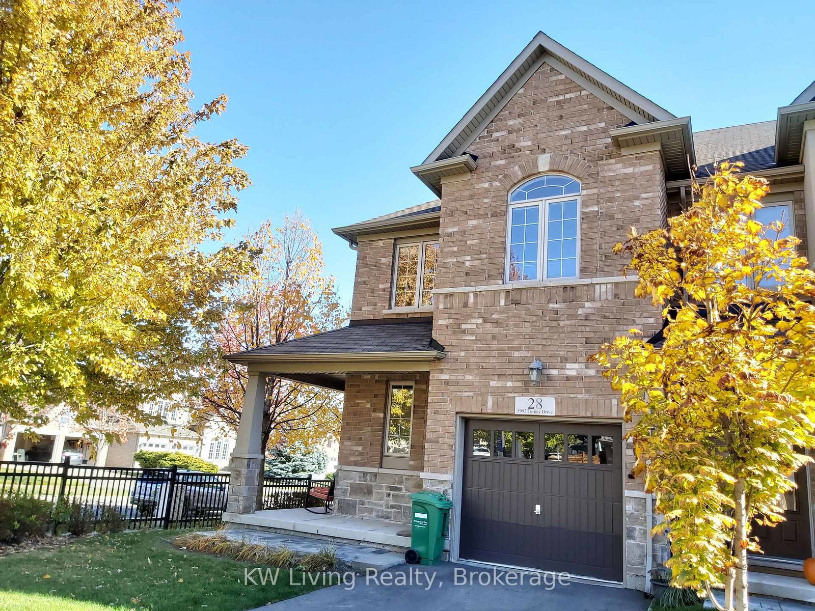 5992-turney-drive-mississauga-ontario-w12946716