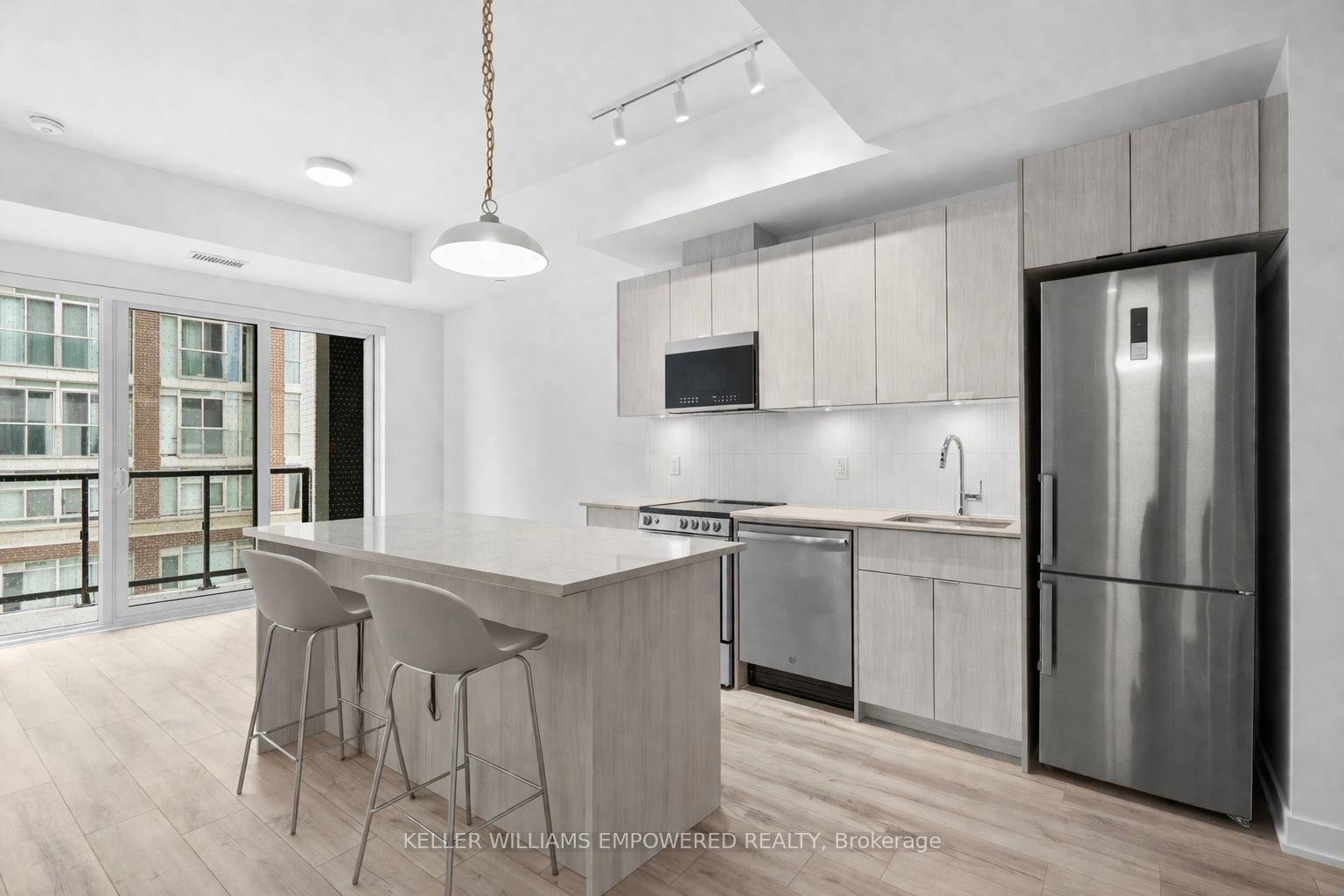 1660-bloor-street-w-toronto-ontario-w12946990