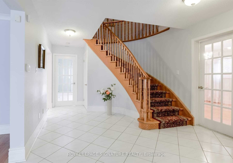 14-canterbury-crescent-etobicoke-ontario-w12947328