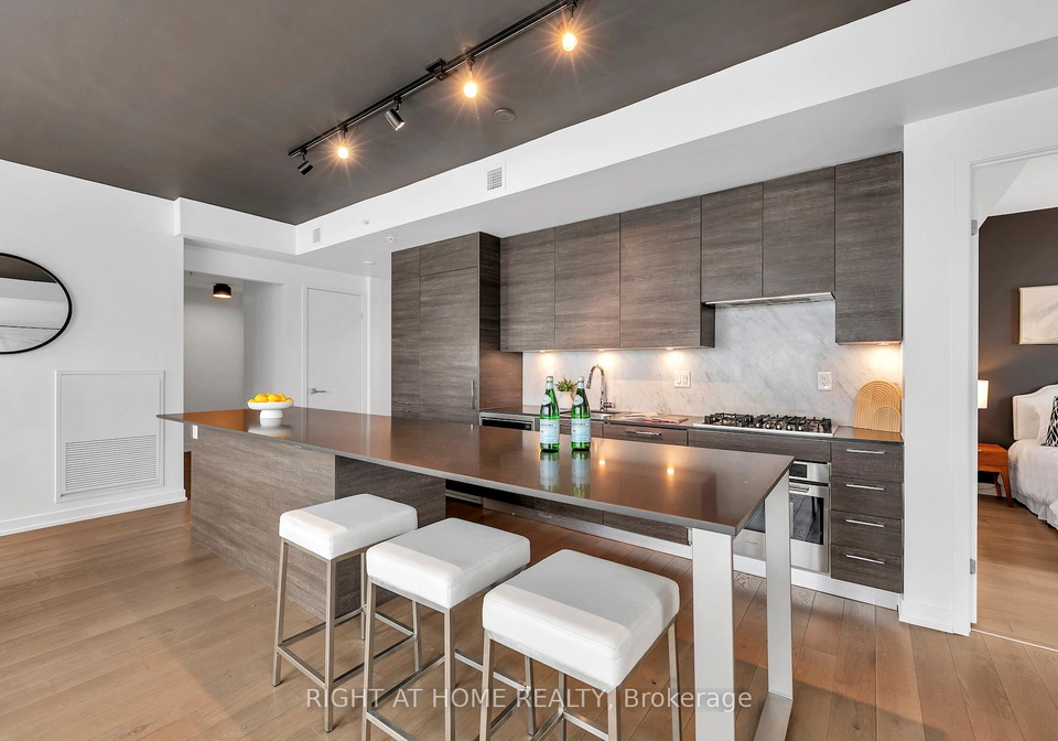 530-indian-grove-toronto-ontario-w12947782