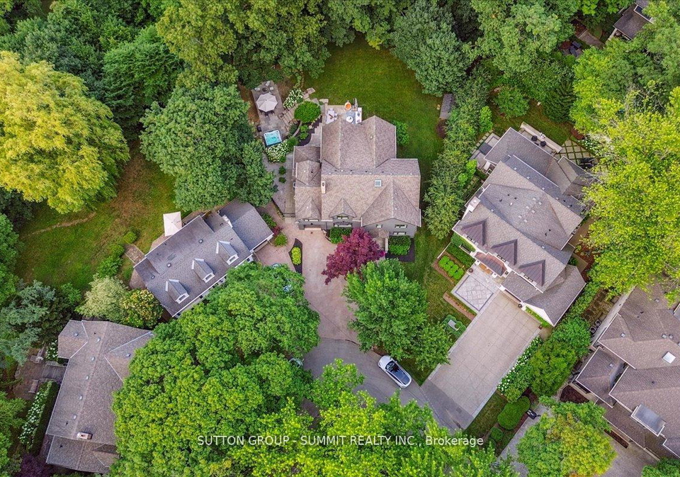1100-cedar-grove-boulevard-oakville-ontario-w12947808