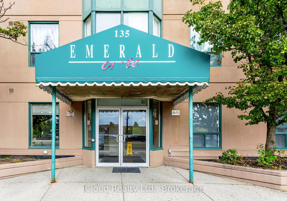135-hillcrest-avenue-mississauga-ontario-w12948092