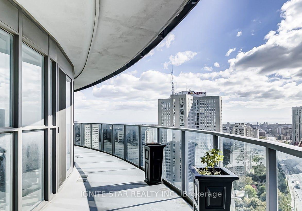 60-absolute-avenue-mississauga-ontario-w12948110