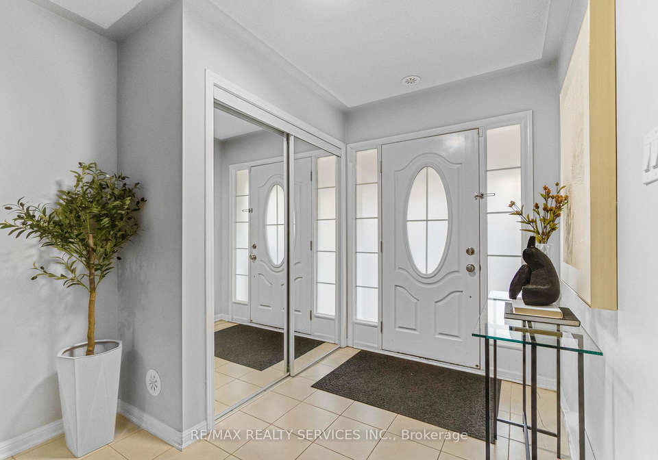 73-dredge-court-milton-ontario-w12948214
