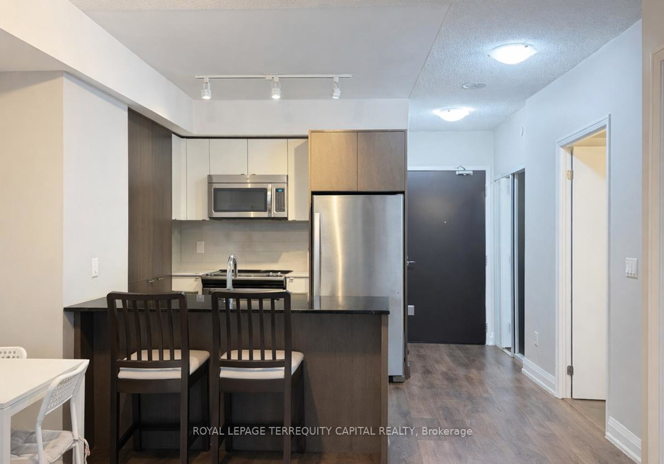 9-valhalla-inn-road-etobicoke-ontario-w12948370