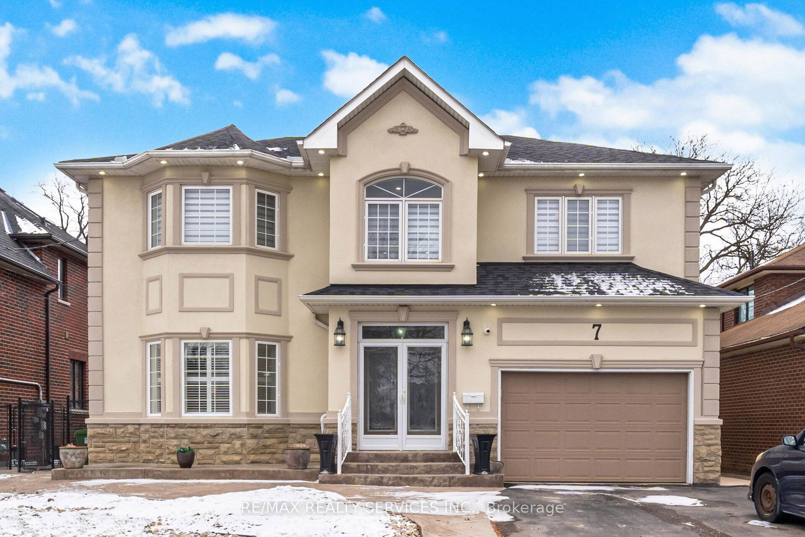 7-waltham-drive-etobicoke-ontario-w12948460