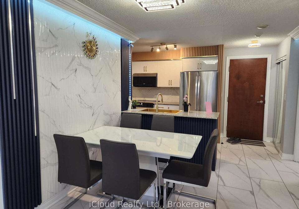 310-burnhamthorpe-road-w-mississauga-ontario-w12948492
