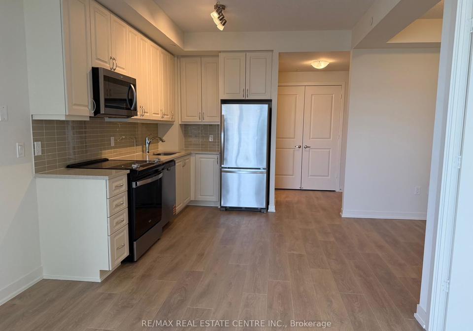38-annie-craig-drive-etobicoke-ontario-w12948682